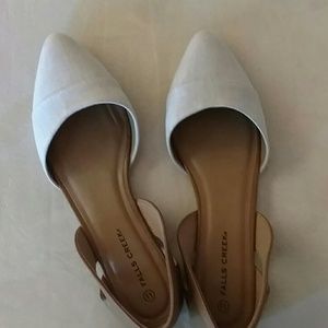Lovely 2 toned flats size 11