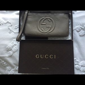Gucci wristlet