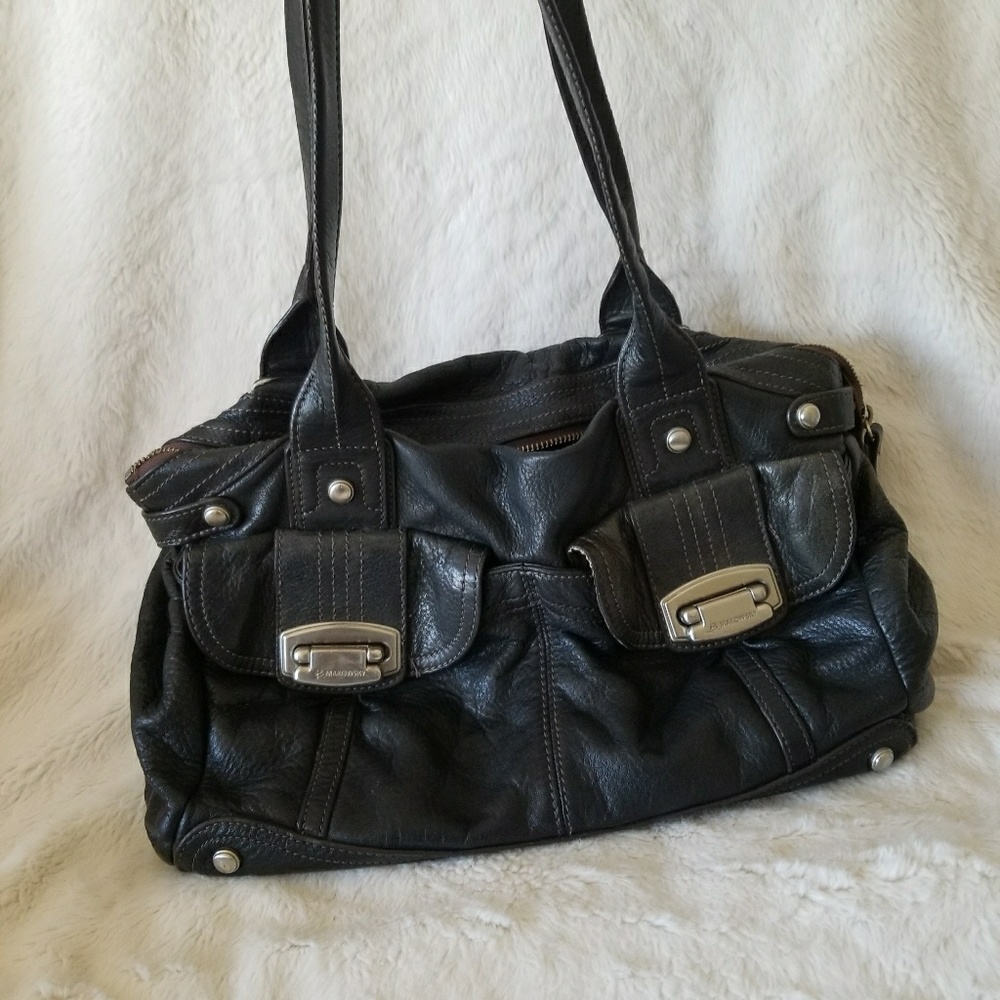 B. Makowsky medium black bag leather