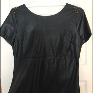 ❗️Gianni Bini leather top with studded shoulders