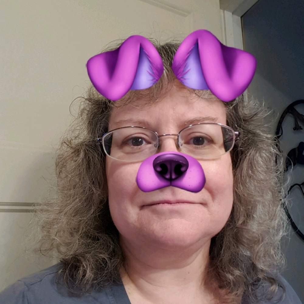 Meet your Posher, Laurie