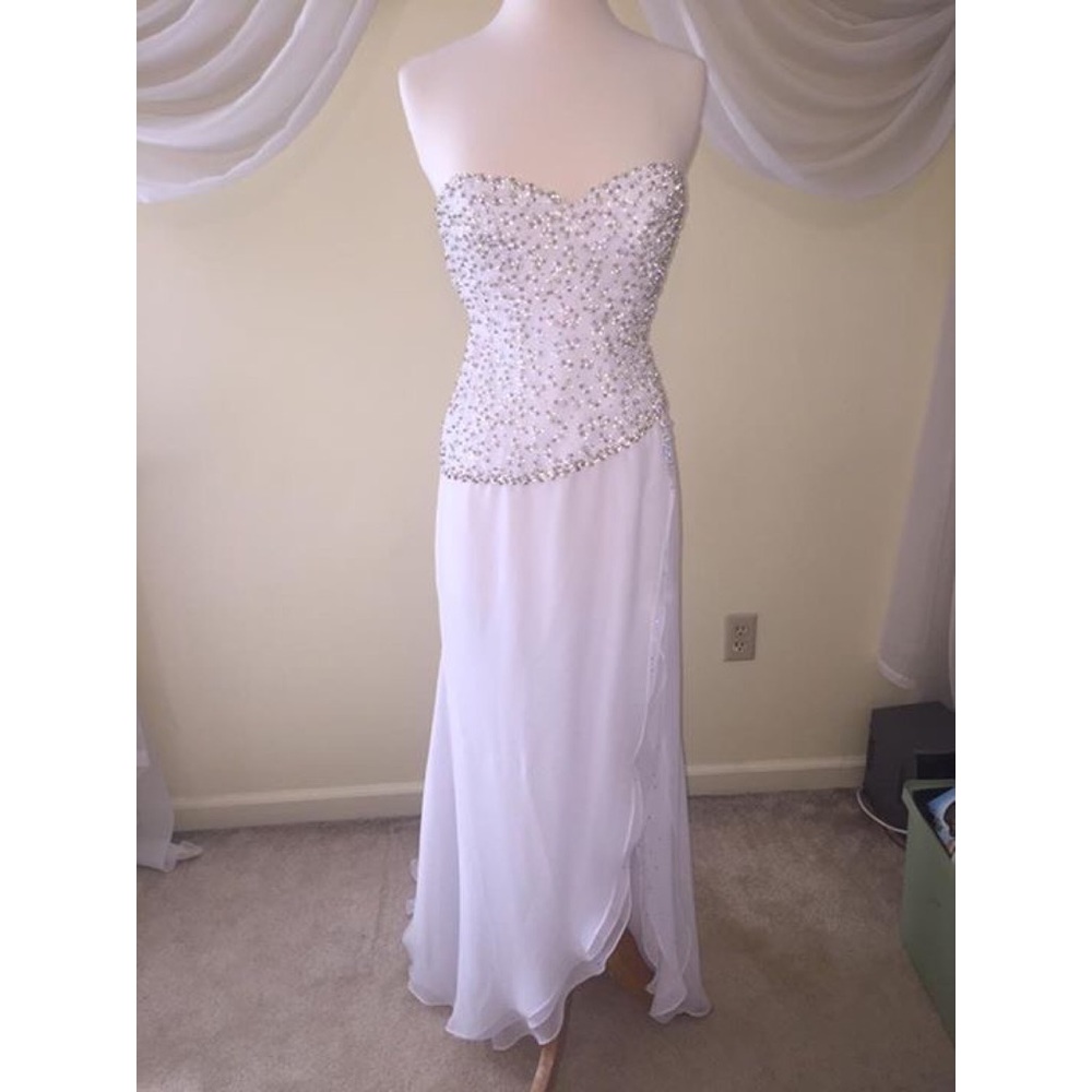 White Sweetheart Beaded Jovani Gown