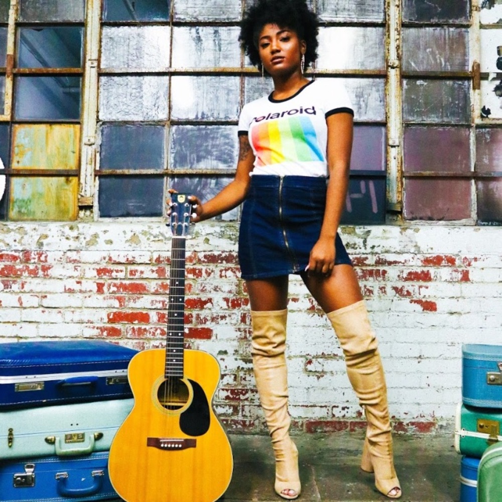 💔SOLD💔Polaroid Ringer T-shirt