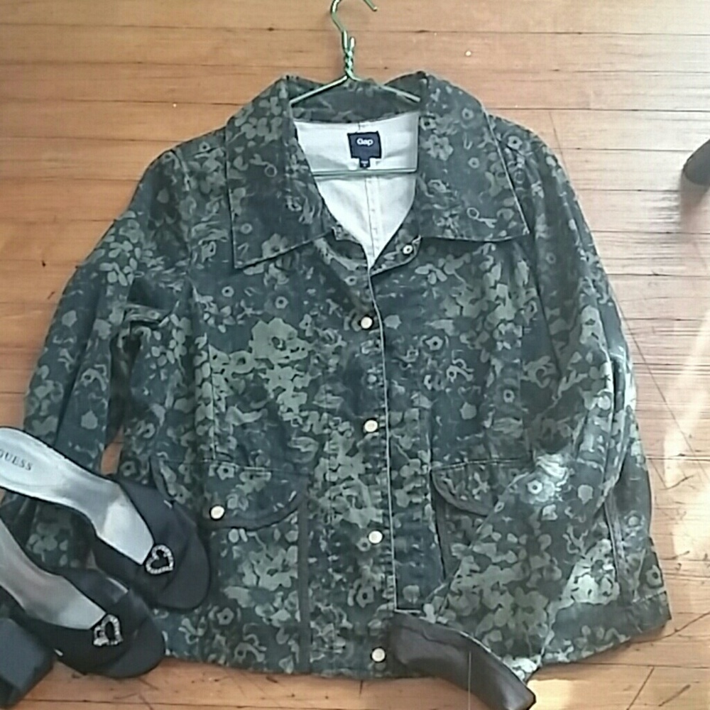 Gap Denim Jacket - Picture 1 of 2