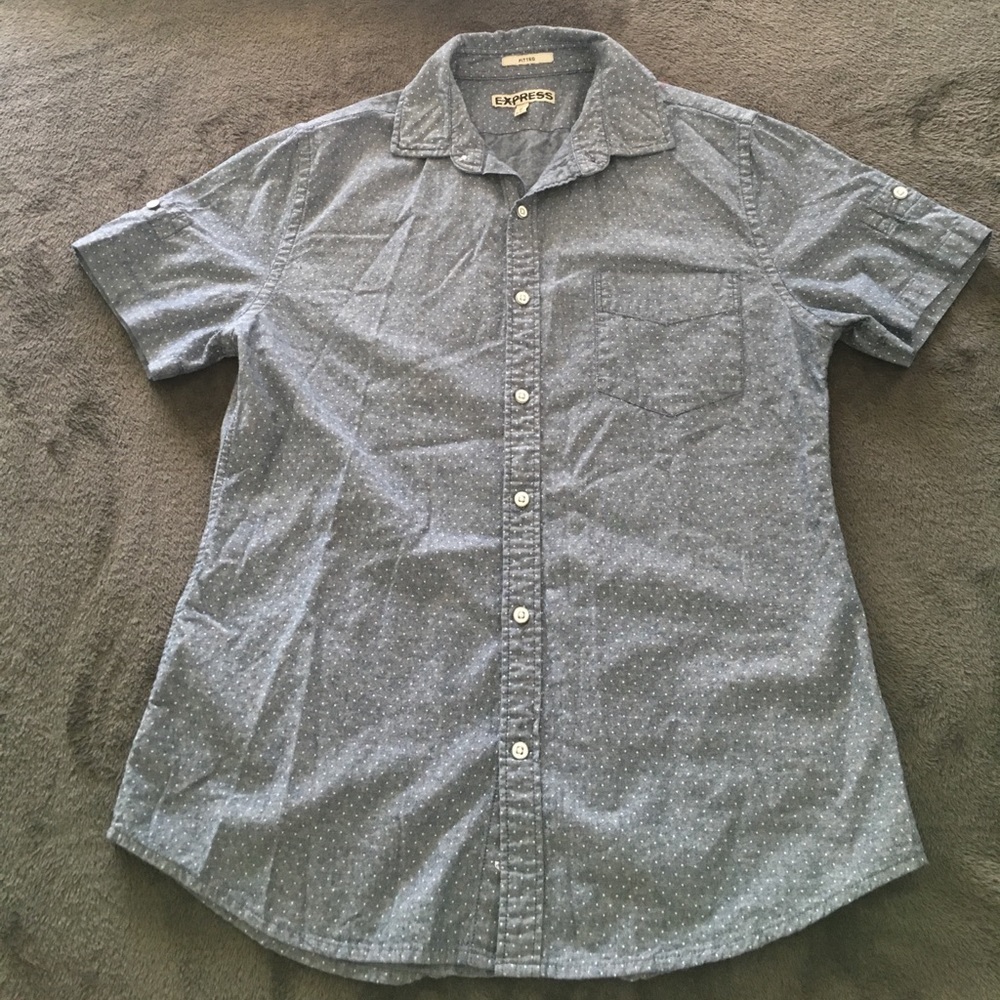 Men's fitted button down