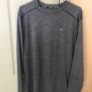 Long sleeve workout shirt