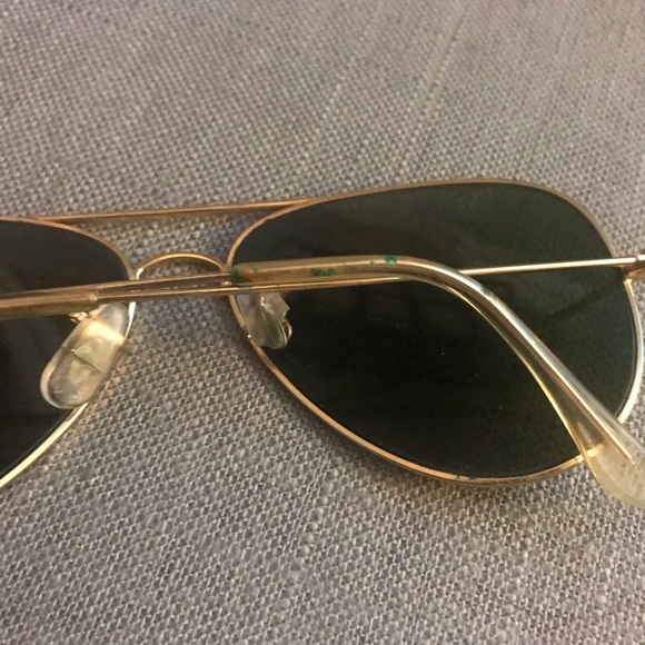 Ray Ban Gold Aviators - Picture 3 of 6