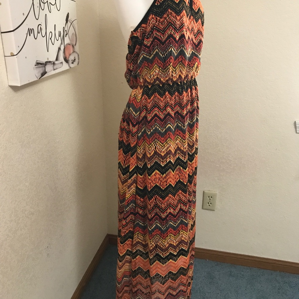 Maxi Dress - Picture 2 of 3