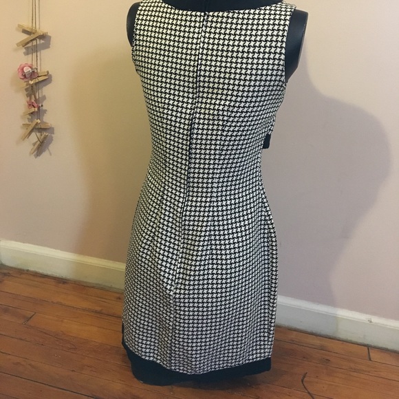 * VINTAGE * Houndstooth Tiered Sheath Dress - Picture 6 of 7