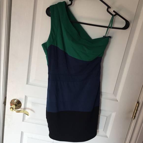 One shoulder color block dress - Picture 4 of 4