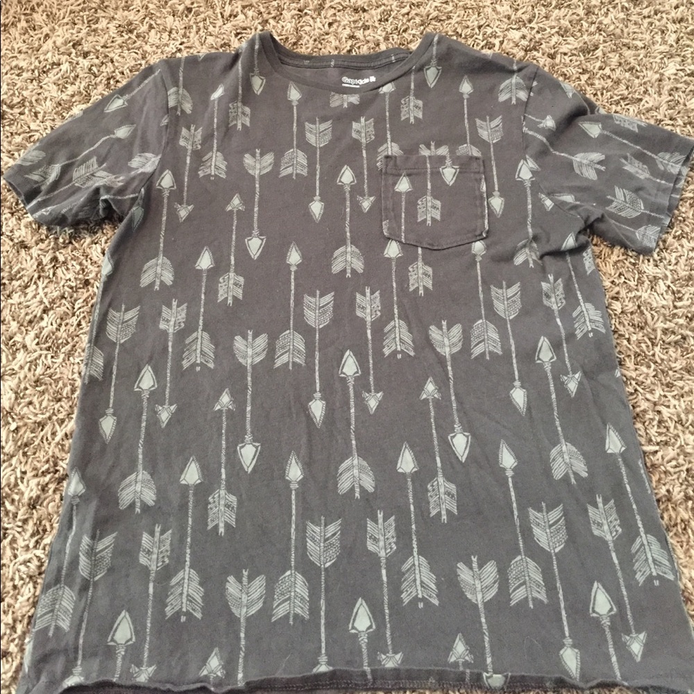 Gap Arrow tee