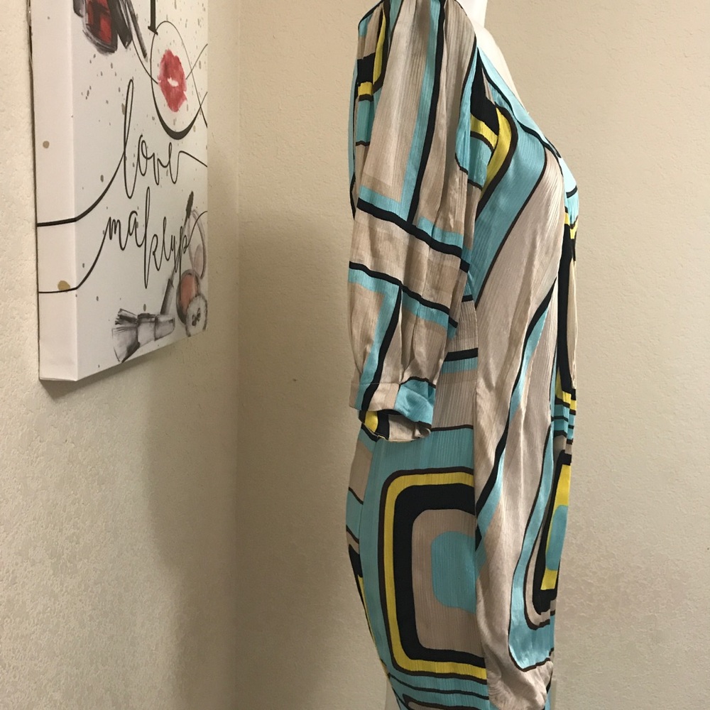 👗 DRESS - Picture 3 of 4