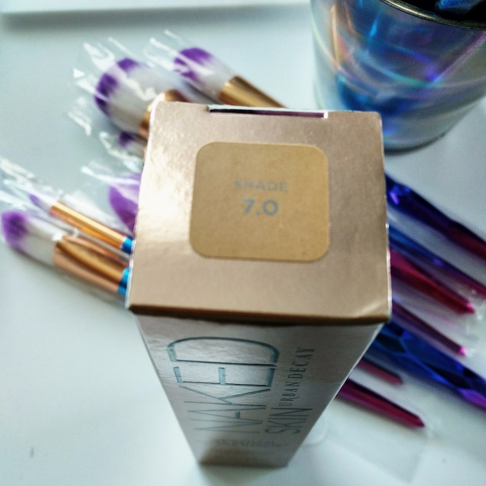 URBAN DECAY Naked Skin Liquid Makeup-COLOR 7.0
