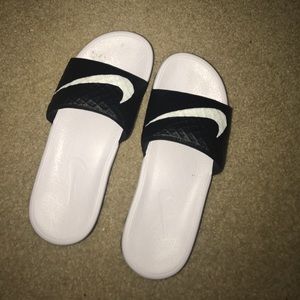 NWOT Nike Slides