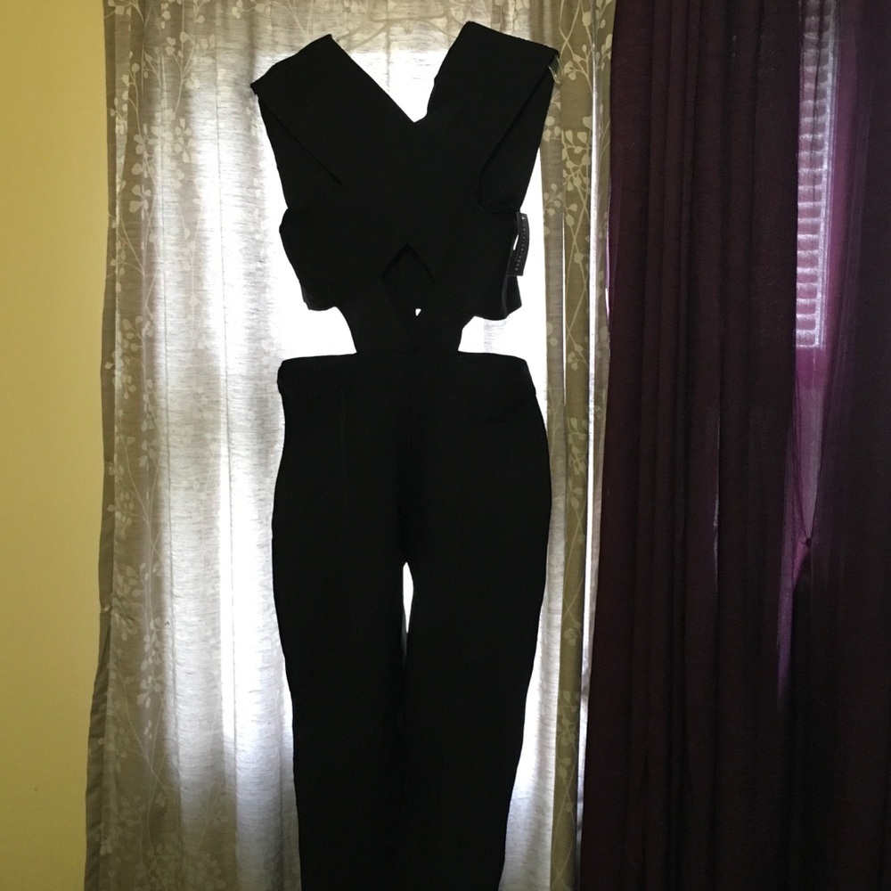 Fashion nova jumpsuit