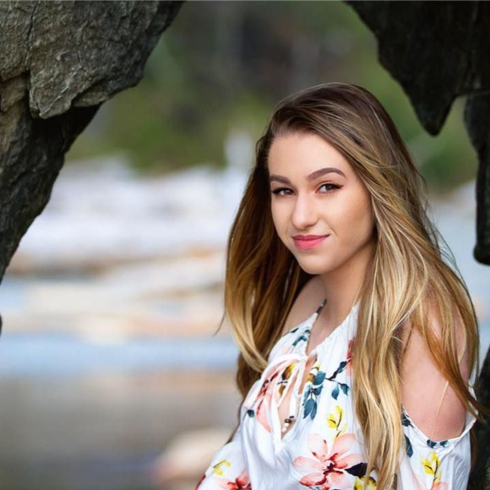 Meet your Posher, Lucia