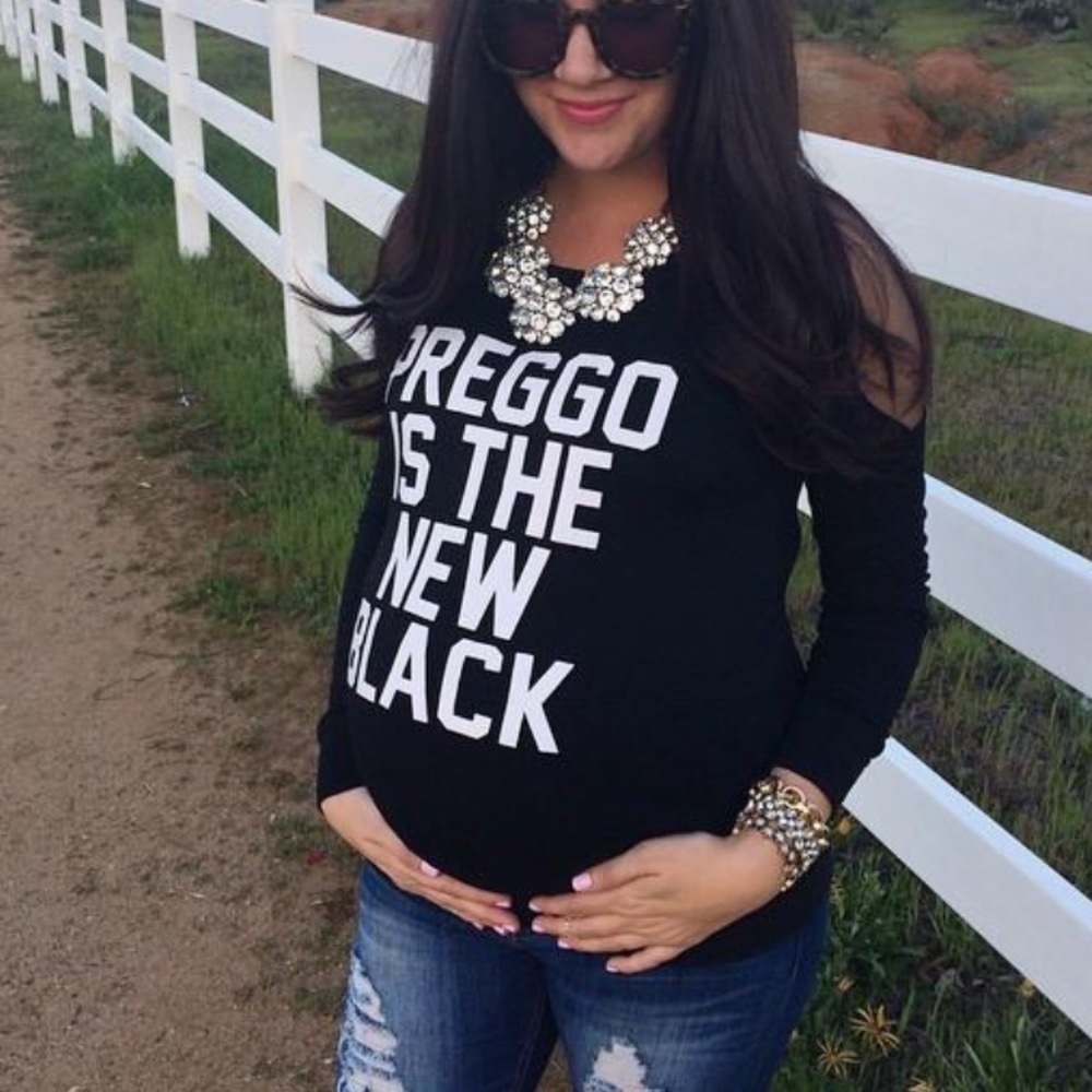 Preggo is the New Black top sz L
