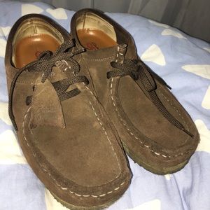 Clarks Wallabees