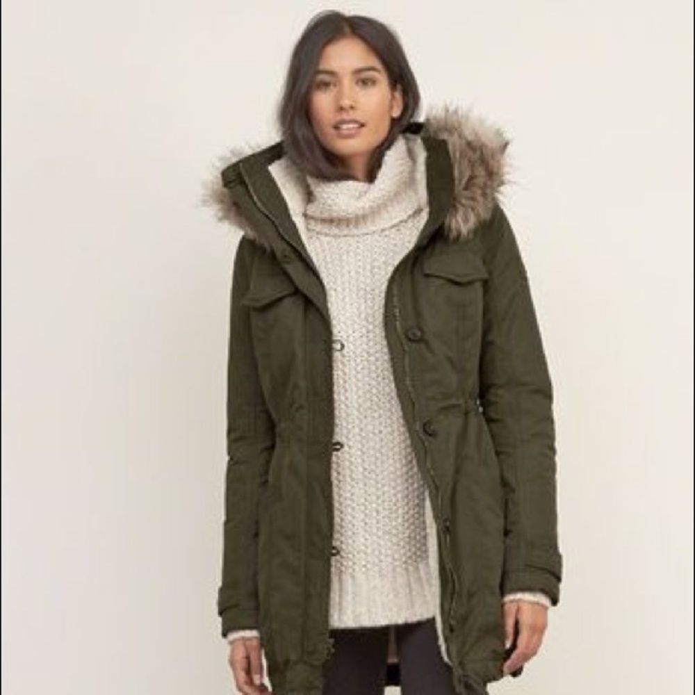 American Eagle 🦅 Olive green Hooded Parka Size L