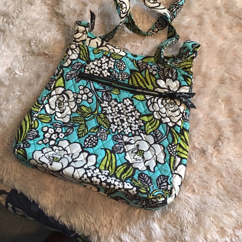 Crossbody - Picture 2 of 4