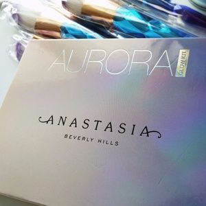 ANASTASIA BEVERLY HILLS Aurora Glow Kit-AUTHENTIC-
