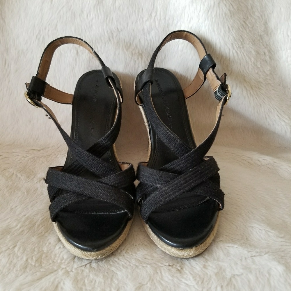 Banana Republic black wedge strappy sandals
