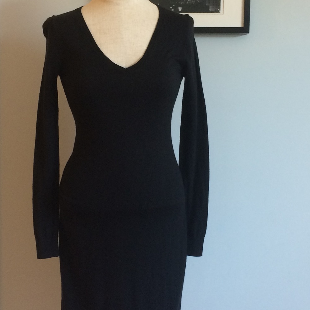 Old Navy Black V-neck Sweater Dress
