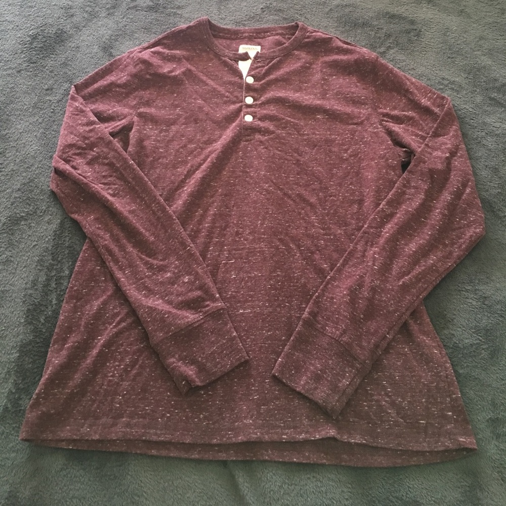 Men's burgundy long sleeve shirt