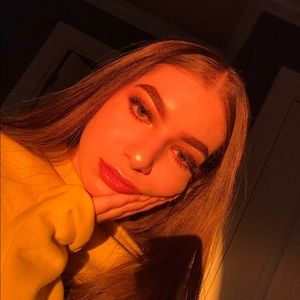 Meet your Posher, Noor