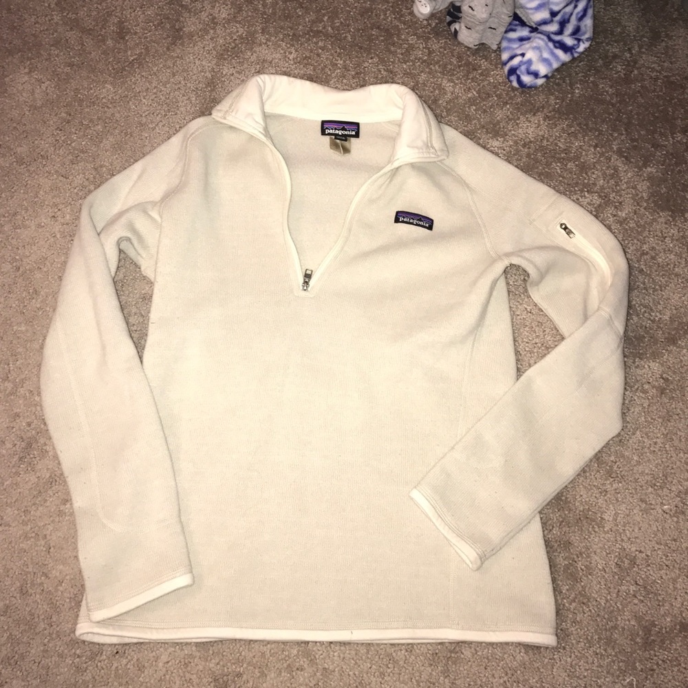 Patagonia Quarter Zip Tan