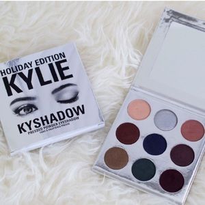 RARE holiday edition kyshadow