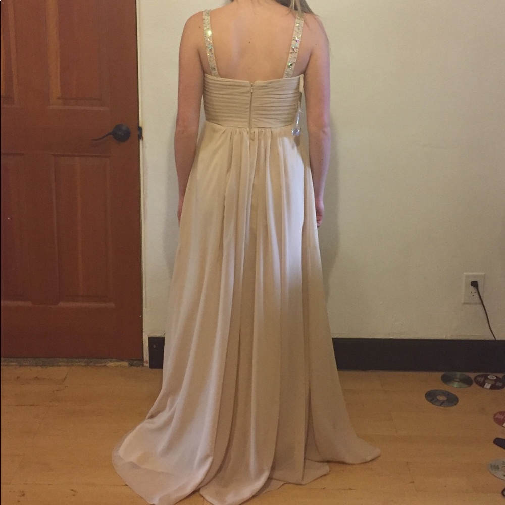 PROM/ FORMAL DRESS - Picture 2 of 2