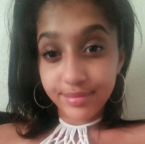 Meet your Posher, Ariana