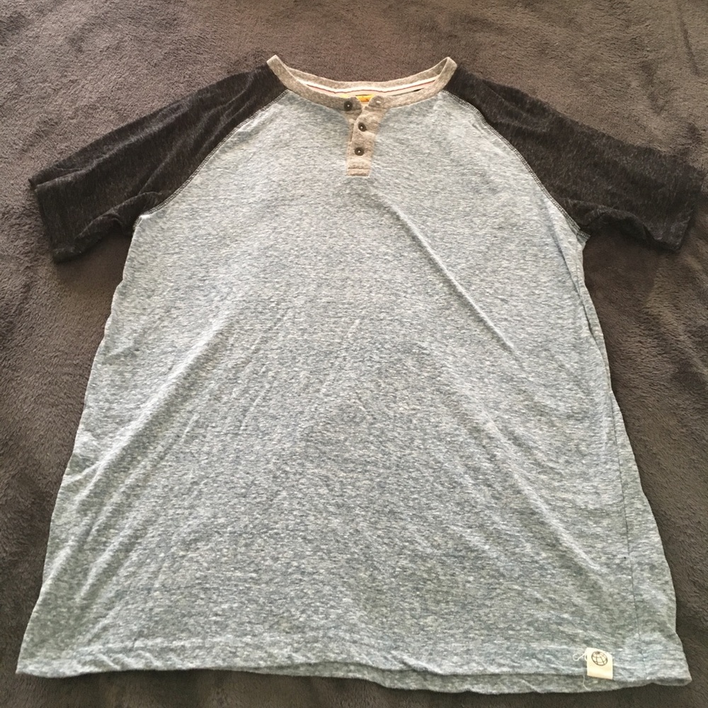 Men's casual tee