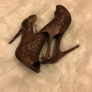 Brown wefted stilettos