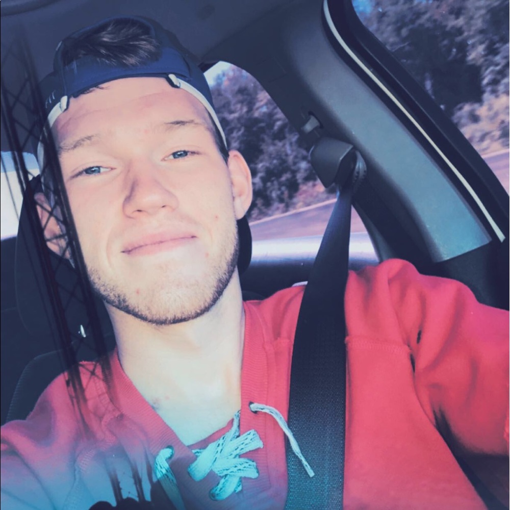 Meet your Posher, Connor