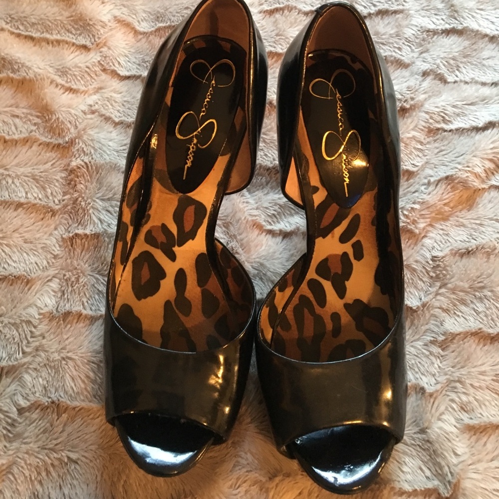 Peep toe heels