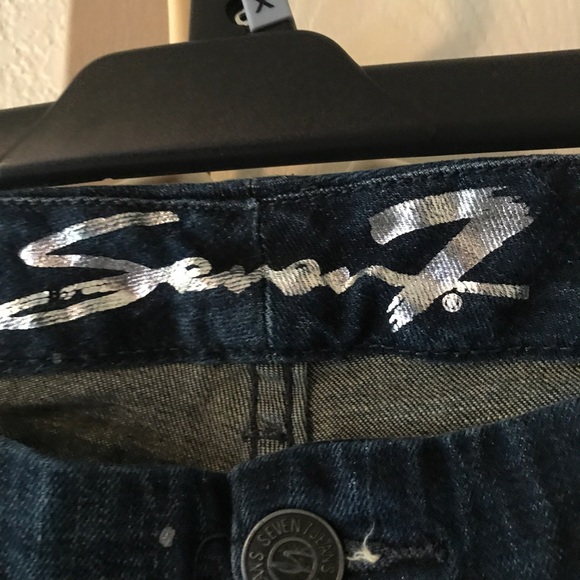 Jeans - Picture 3 of 3