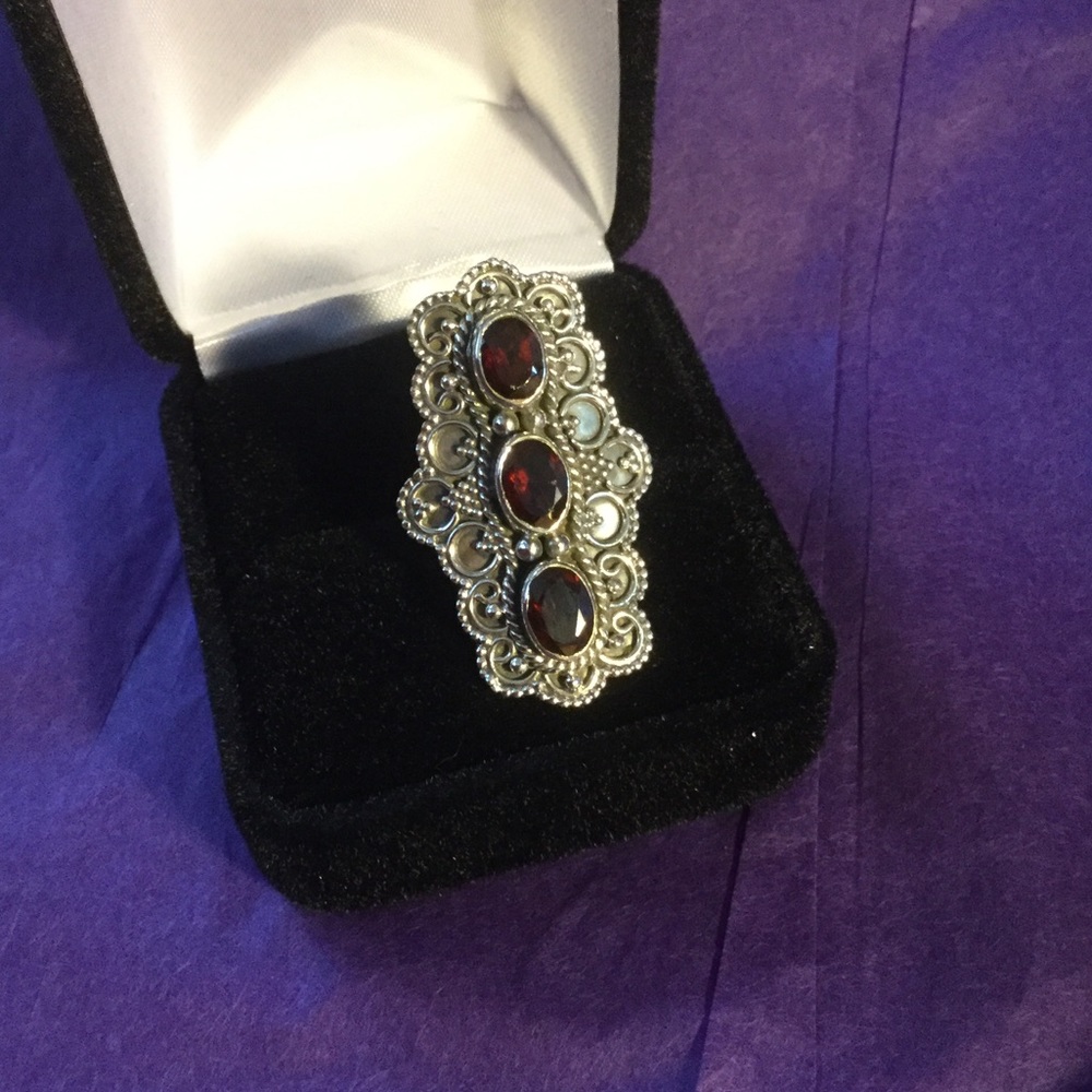 AMAZING Genuine Garnet Ring ! - Picture 6 of 7