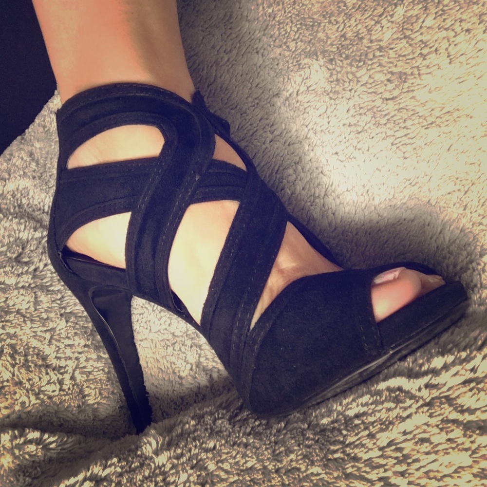 Steve Madden black suede heels. Size 5.