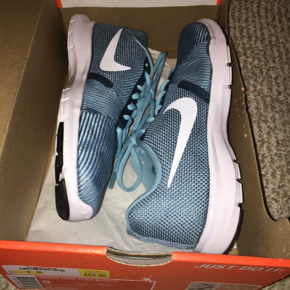 Nike scarpe Flex Bijoux Poshmark Nike scarpe Flex Bijoux Poshmark dcf84c
