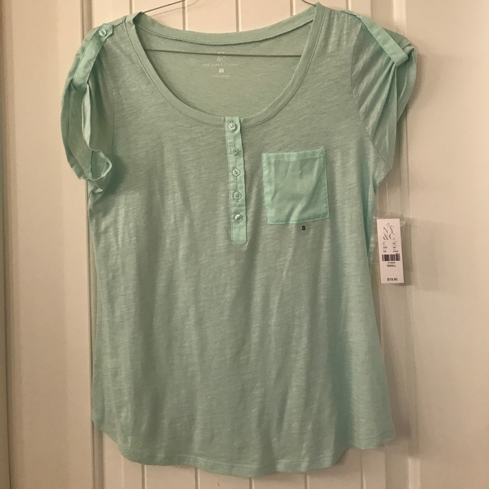 NY&Co. Mint top