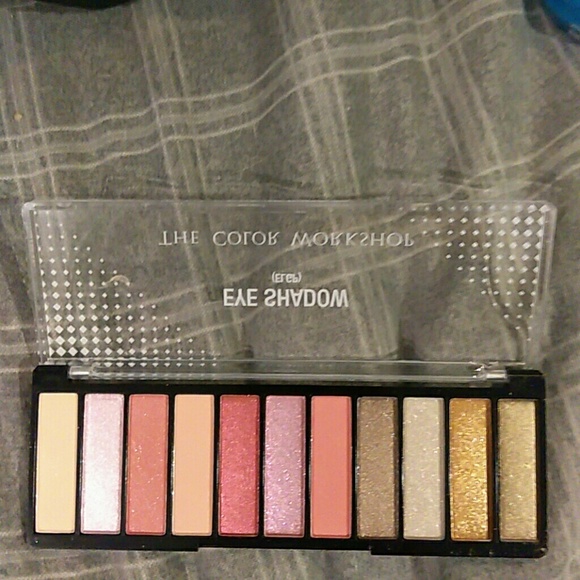 Make up bundle - Picture 2 of 4