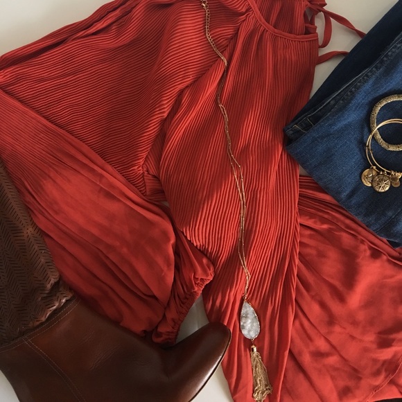 Cold Shoulder Blouse -- Burnt Orange -- Plus - Picture 2 of 4