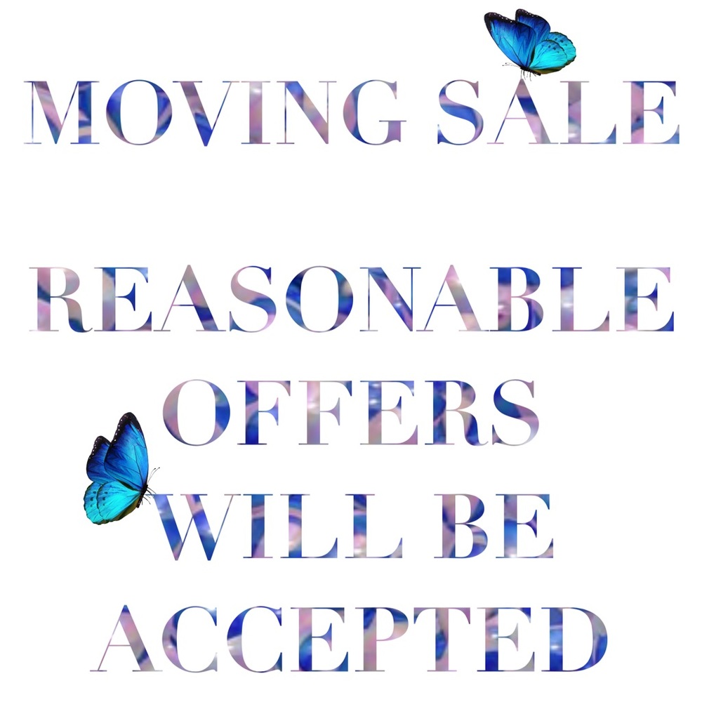 🦋 MOVING SALE 🦋