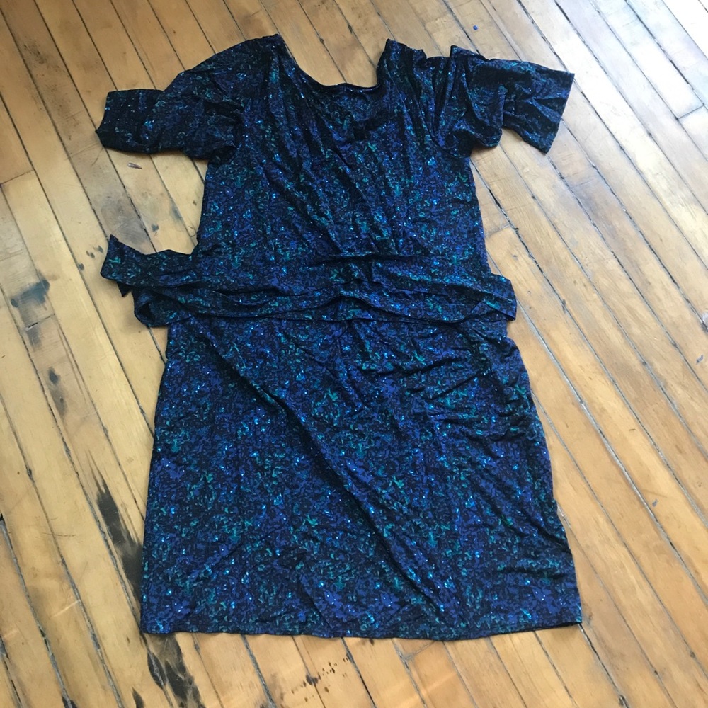 NWT Leota Maternity wrap dress sz L