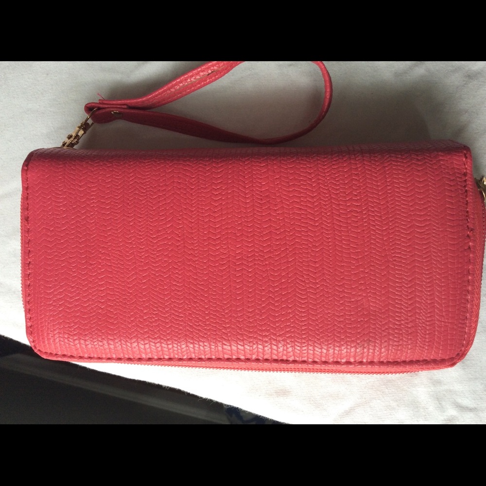 Double zipper closure wallet