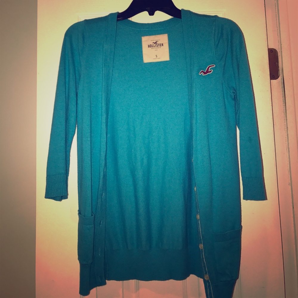 Hollister cardigan
