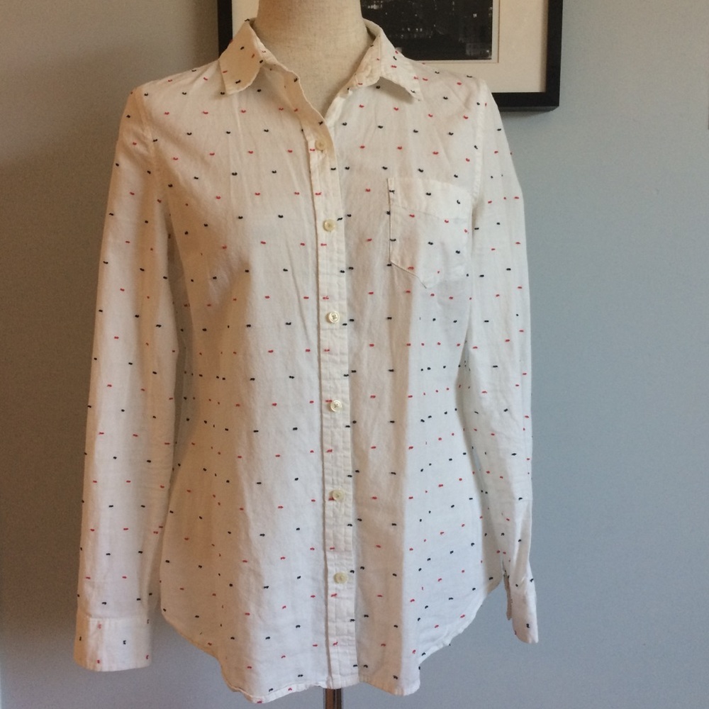 Old Navy Clip Dot Button Down Shirt