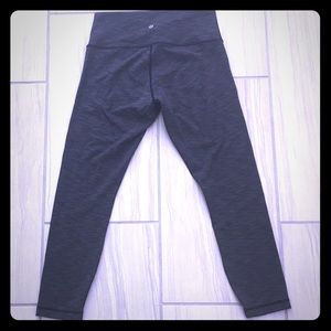 LuluLemon ankle crop pants